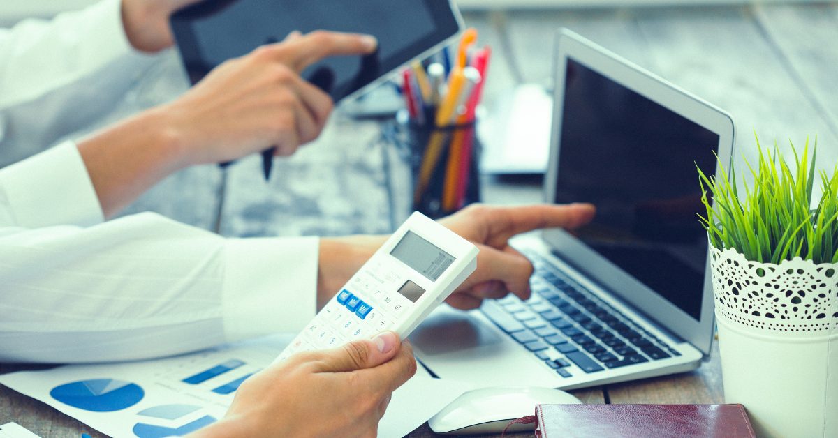 The Cost Advantage of IT Rentals for Small Businesses - Meher Systems Laptop rental in bangalore